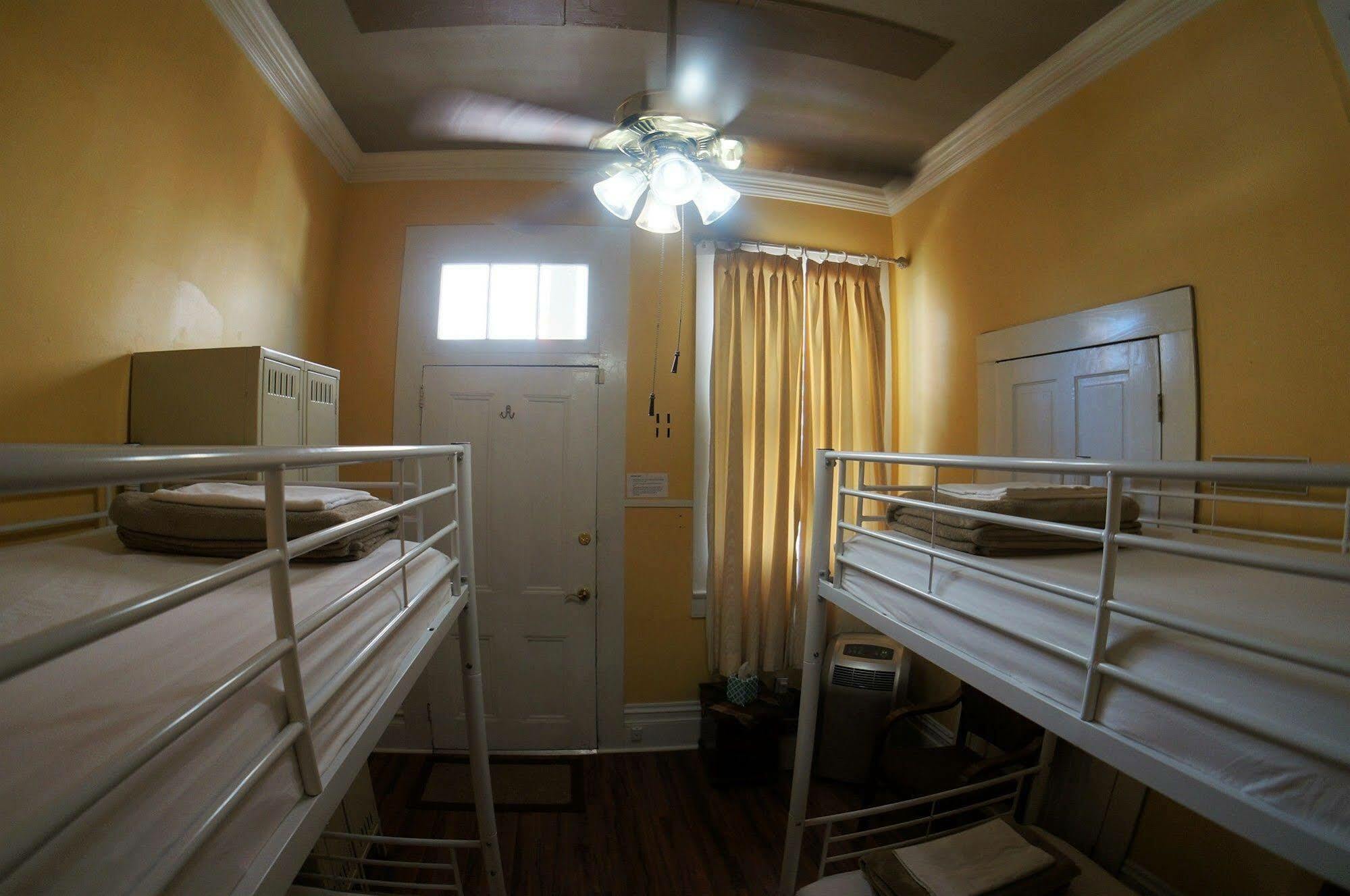 Hostel Auberge Nola New Orleans Exterior photo